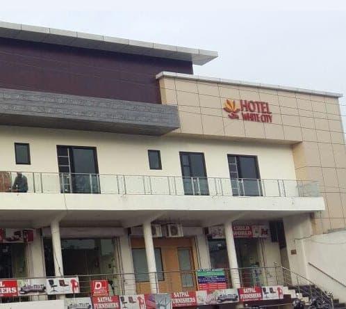 Oyo 30415 Hotel White City Anandpur  Esterno foto