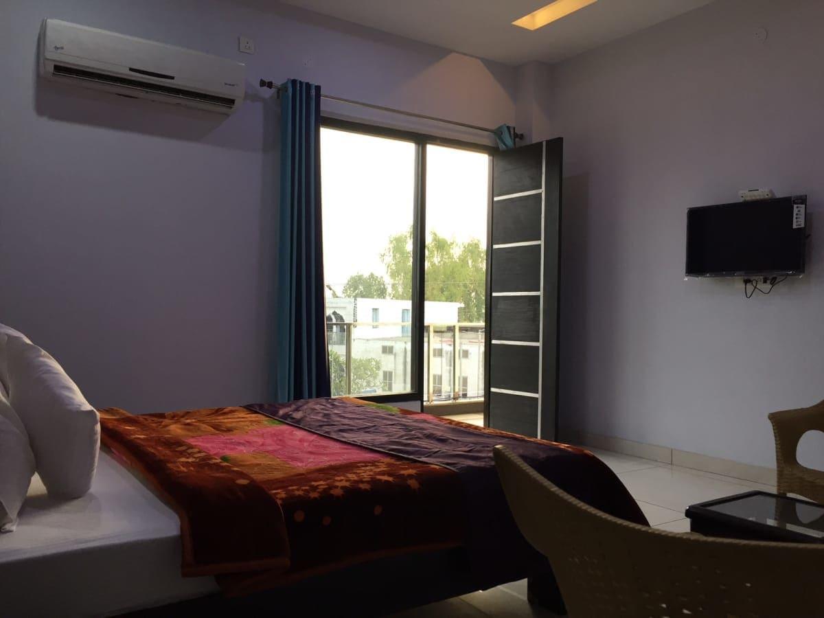Oyo 30415 Hotel White City Anandpur  Esterno foto